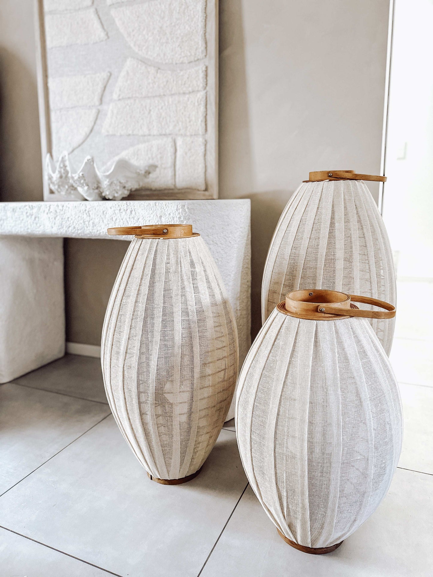 Laternen aus Holz & Leinenstoff – Paso a Paso Kollektion
