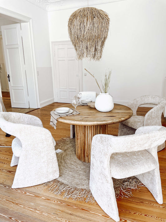 Handgearbeiteter Raffia Teppich